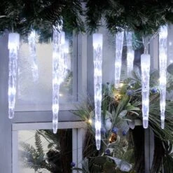 24 Colour Changing Icicle LED Lights On Clear Cable 17 24 Colour Changing Icicle LED Lights On Clear Cable -Christmas Decoration Store icicle blue white light2 web